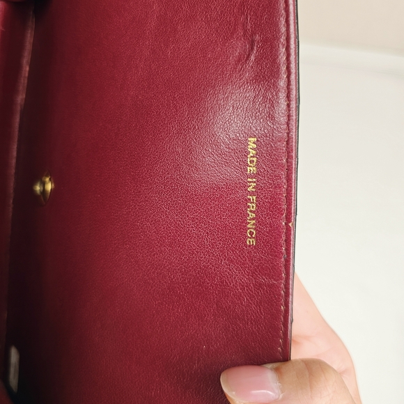 Authentic Preloved Chanel vintage medium flap bag - Picture 17 of 17